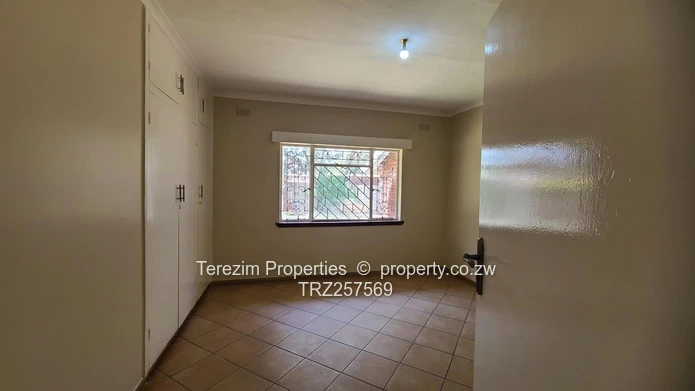 Greendale Commercial cffices for Rental  