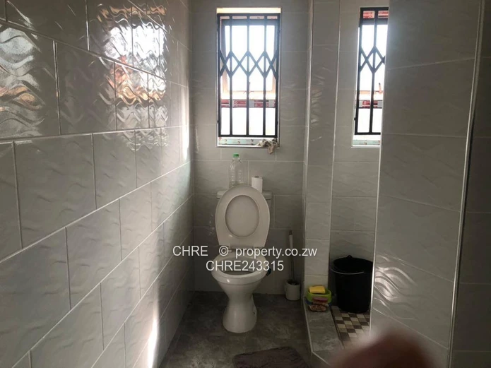 Bluffhill House To Let