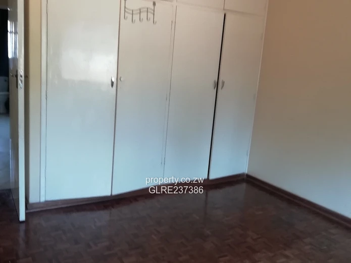 House to Let. Kamfinsa (Greendale) Commercial/ Residential Use 