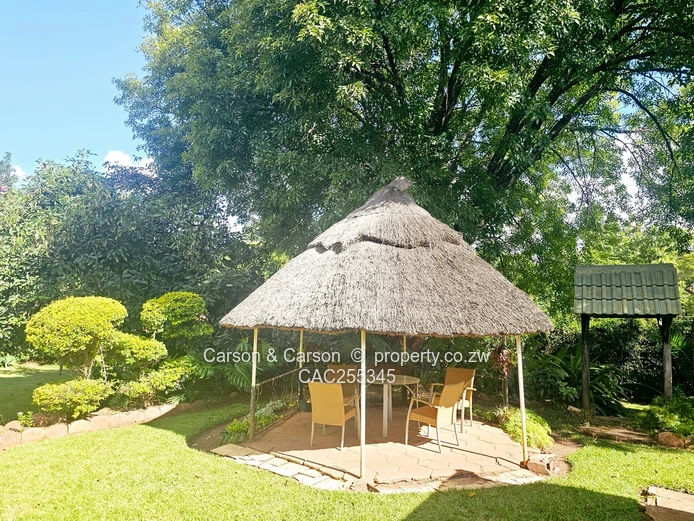 3 beds house for rent
