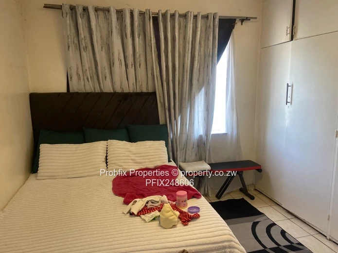 Harare Avenues- Neat 1 bed flat to rent