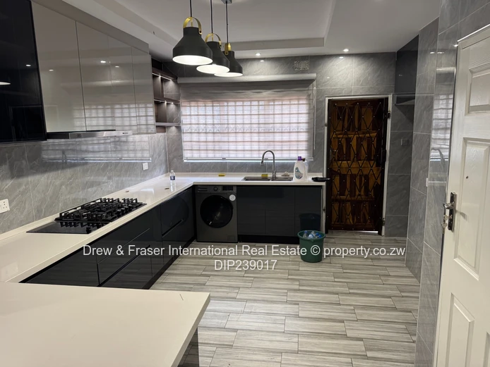Modern 4-Bed, 3-Bath Home in Mabvazuva, Ruwa - Borehole & Double Garage