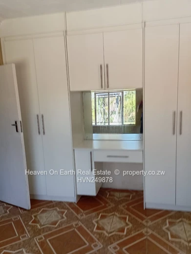 Modern Double storey house to rent 