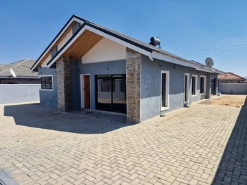 4 Bedroom House