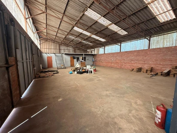 Warehouse & Factory
