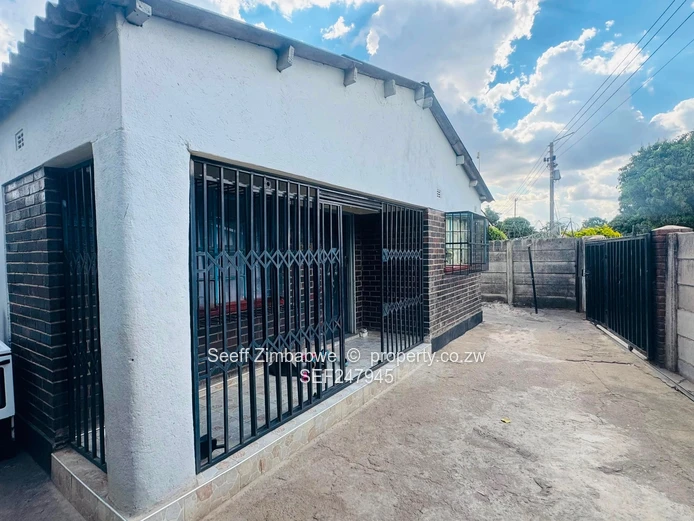 Newly Renovated 4-Bedroom Home in Highfield (Sole Mandate)