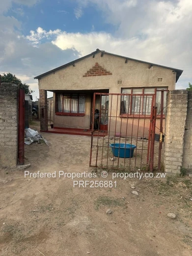 Affordable 3-Bed Home in Zengeza — 200sqm, Good ZESA (Sole Mandate)