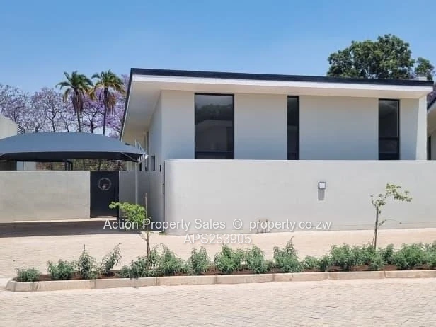 Luxurious Townhouse For Sale In Newlands 