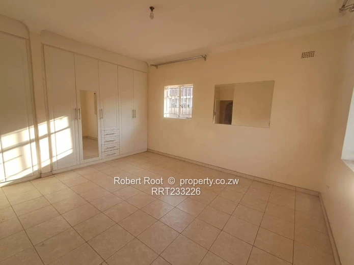 Spacious 4 bed family home in New Marlbrough