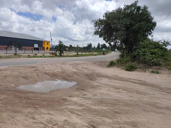 Commercial & Industrial Land