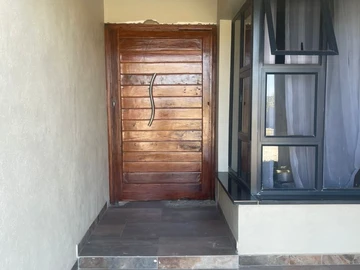 4 Bedroom Garden Flat