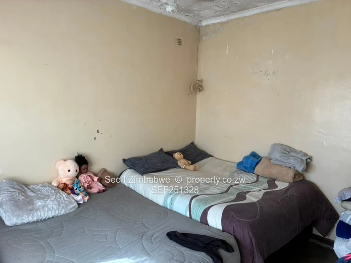 Mainway Meadows, Harare South | 3-Bedroom Propera