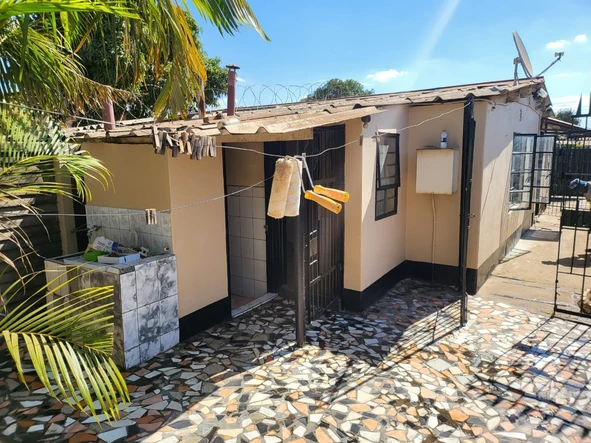 2 Bedroom House