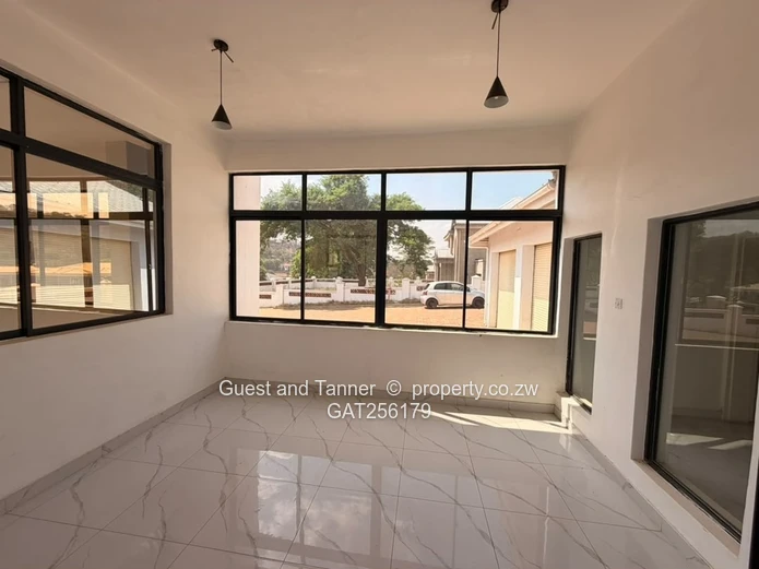 HELENSVALE 14,169m² DEVELOPMENT OPPORTUNITY | USD $2.2M