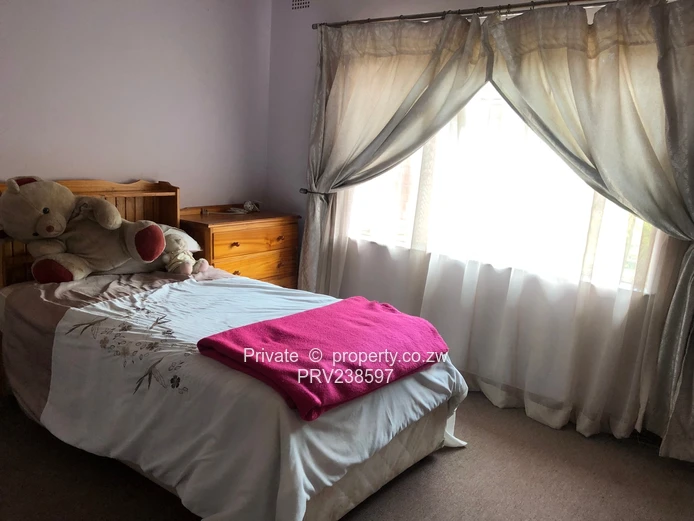 4 Bedroom Family Home in Vibrant Greystone Park (Sole Mandate)