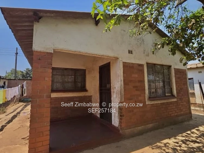  GLEN VIEW 3 HOUSE -$35,000 NEGOTIABLE- Investment Opportunity