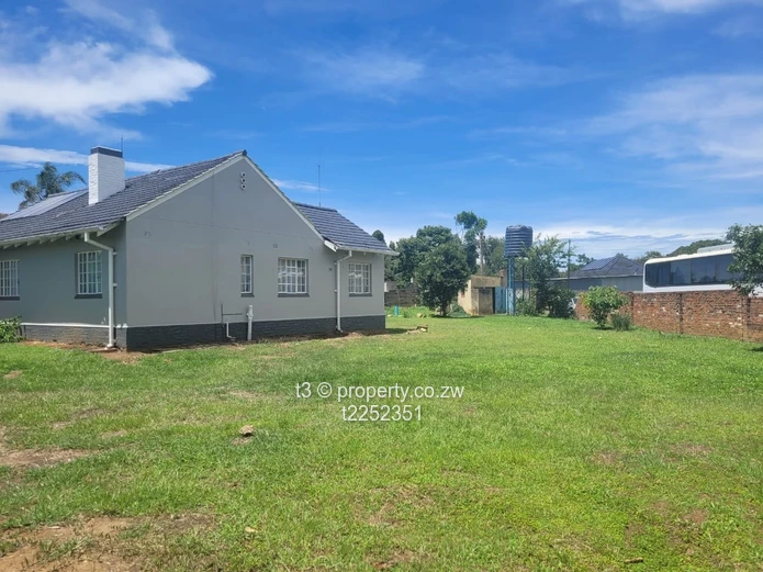 Eastlea Home with Large Garden 