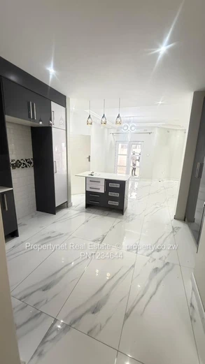 Lovely modern home!!!