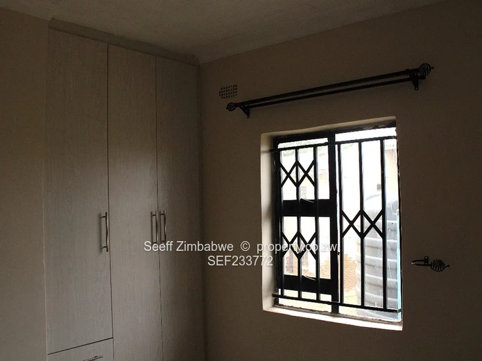 Zimre Park Flat For Rent