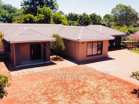 Borrowdale 4-Bed, 3-Bath on 2000m² with Borehole