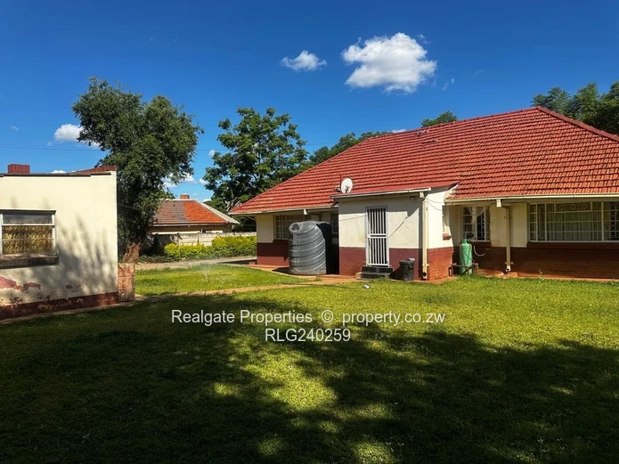 Three Bedroomed House For Sale In Malindela