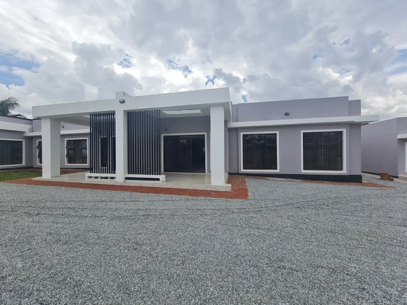 3 Bedroom Garden Flat