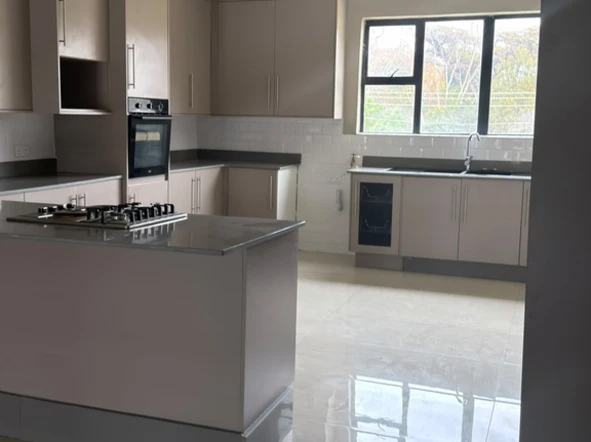 3 Bedroom Garden Flat
