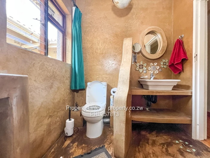 Prime Location Home - 2 Boreholes, 2 Pools & 2-Bed Cottage!