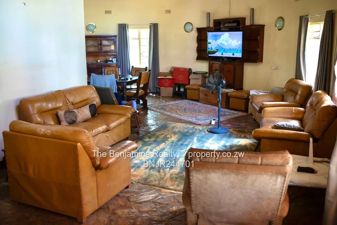 House for sale in Bushmead Masvingo (Sole Mandate)