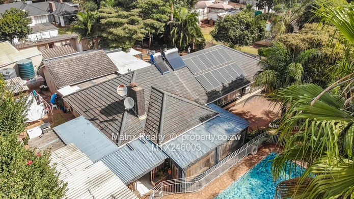 Family Home for Sale in Alexandra Park
