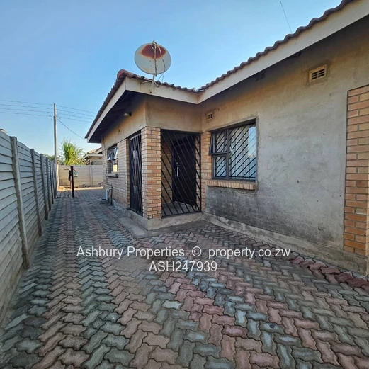 A Spacious and  Beautiful Startup House at Madokero Estates,Tynwald! (Sole Mandate)