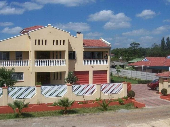 5 Bedroom House