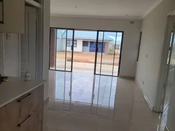 3 Bedroom Garden Flat