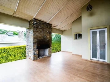 2 Bedroom Garden Flat