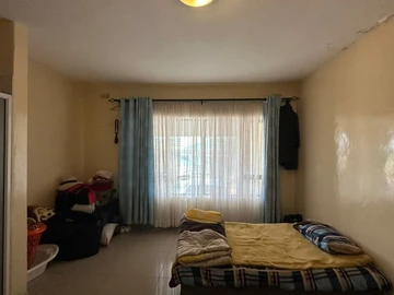 4 Bedroom Flat & Apartment