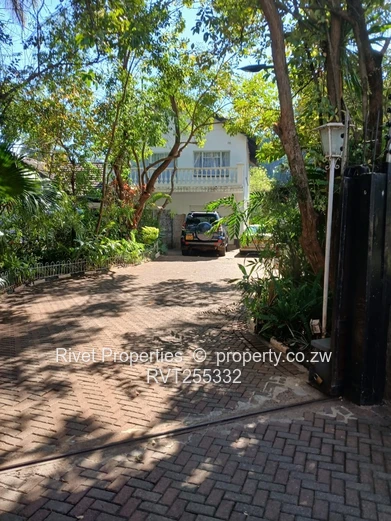 5-Bed Vainona Home with Pool, Borehole & Lush Garden
