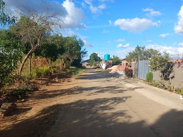 Commercial & Industrial Land