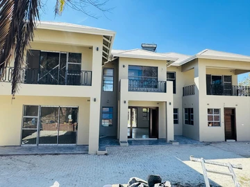 Double story house to let.