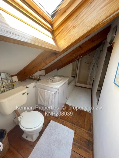 Beautifully Furnished Home In Newlands - Well Worth A Visit