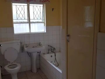 2 Bedroom Garden Flat