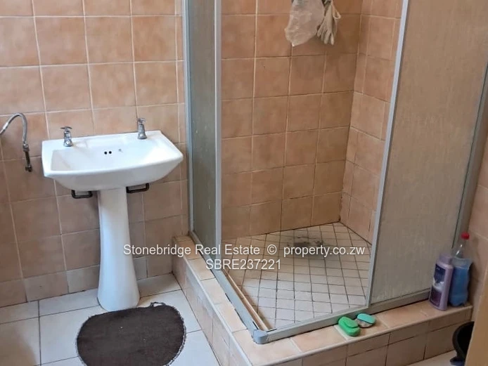 Chilham Court: 1 Bedroom Apartment for Sale