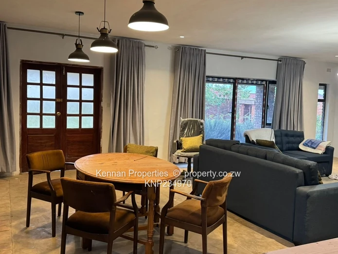 Beautiful home in Rockview