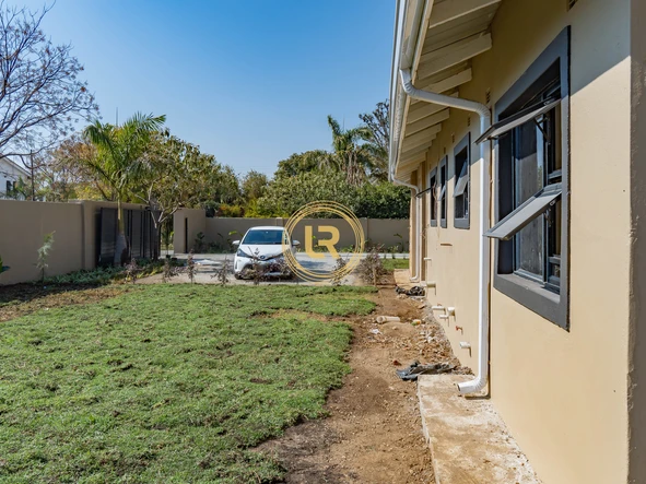 6 Bedroom House