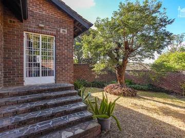 3 Bedroom Garden Flat