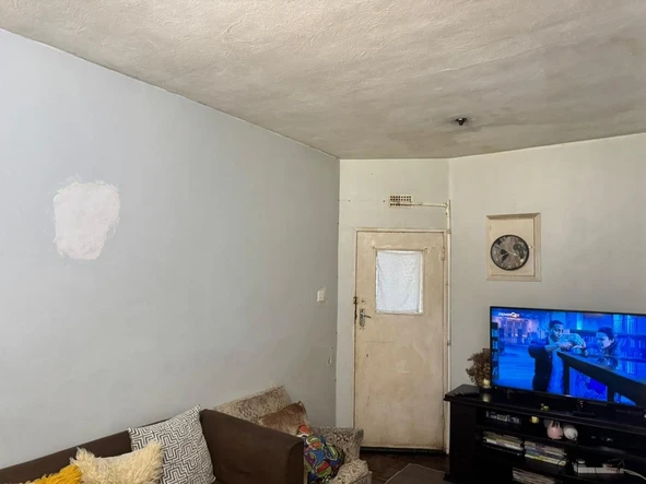 2 Bedroom Flat & Apartment