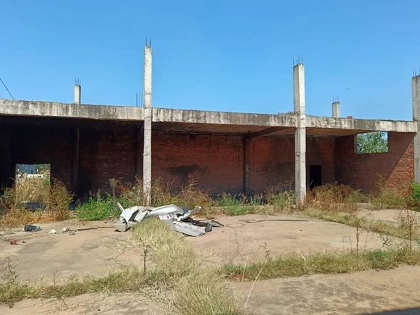 Commercial & Industrial Land