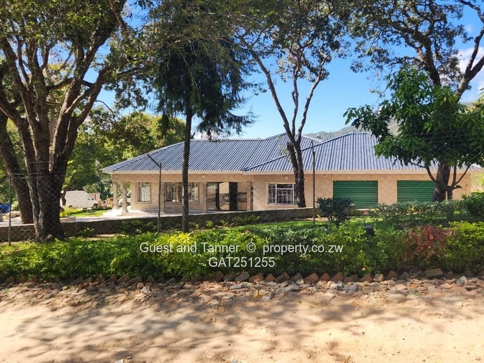 Luxury 6-Bedroom Mansion for Sale – Fern Valley, Mutare