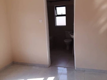 3 Bedroom Flat & Apartment