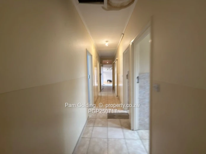 Woodlands – Family Home With 3-Bedroom Cottage For Sale