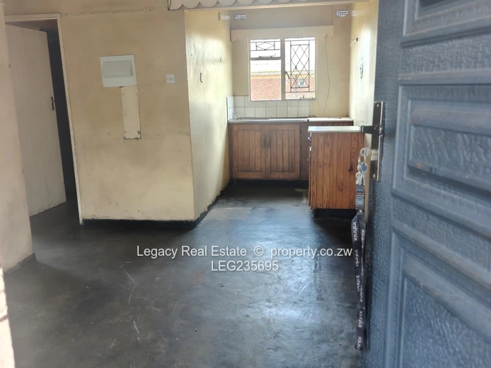 Well-Maintained Flamingo Flat in Secure Block,Compact Comfort Well-Maintained 2-Bedroom Flat